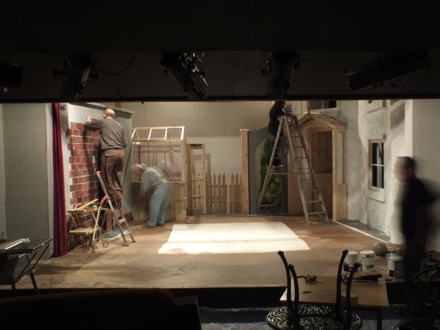 SET CONSTRUCTION