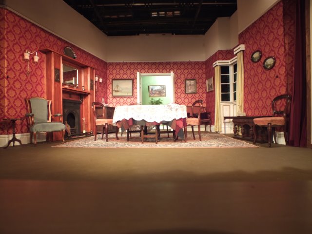 Set for 'Hindle Wakes'