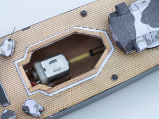 Graf Spee electric motor, flexible joint and end of prop shaft Graf Spee electric motor, flexible joint and end of prop shaft